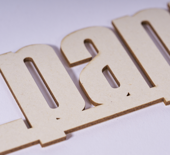 Schriftzug - Lasercut in Holzpappe